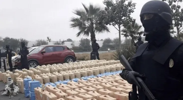 إحباط محاولة تهريب ثلاثة أطنان و285 كلغ من مخدر الشيرا بميناء العرائش
