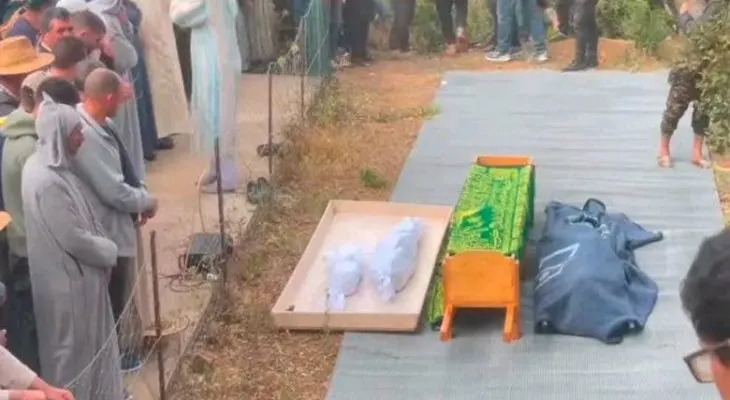 حريق مهول يؤدي لوفاة و تشييع جثمان 4 أفراد من أسرة واحدة بشفشاون