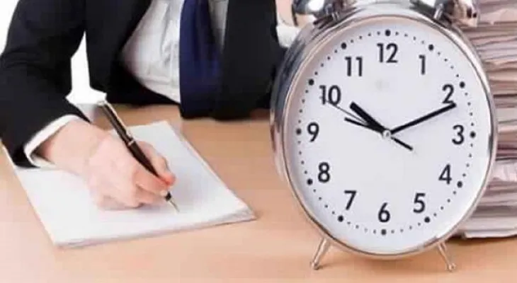 شهر رمضان.. اعتماد توقيت مسترسل للعمل بالإدارات والمؤسسات العمومية والجماعات الترابية من التاسعة صباحا إلى الثالثة بعد الزوال (وزارة)