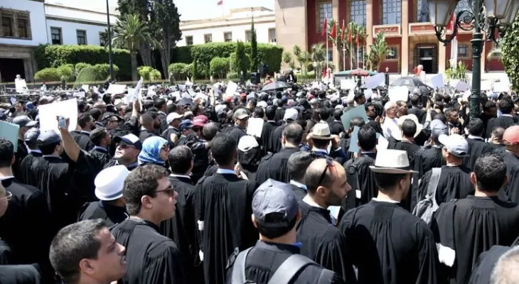 المحامون يمددون الإضراب الشامل إلى إشعار آخر