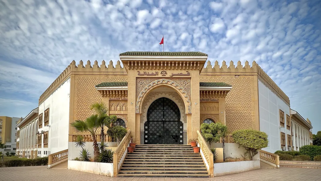 إقبال مكثف على المحكمة الدستورية مع حلول الموعد النهائي لإيداع الطعون الانتخابية